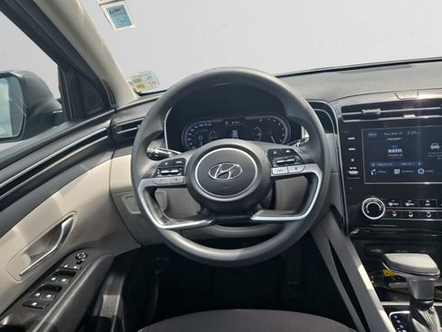 Used 2022 Hyundai Tucson SEL FWD image 12