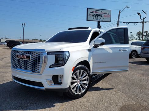 Used 2021 GMC Yukon XL Denali w/ Denali Premium Package RWD image 15