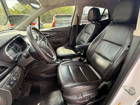 Used 2017 Buick Encore Essence FWD image 17