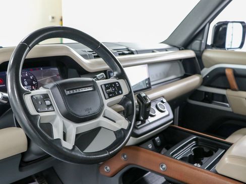 Used 2020 Land Rover Defender 110 S AWD/4WD image 24