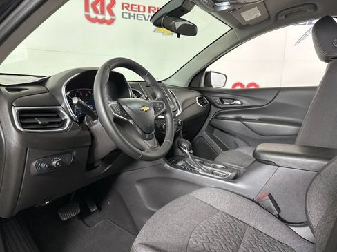 Used 2024 Chevrolet Equinox LT AWD/4WD image 13