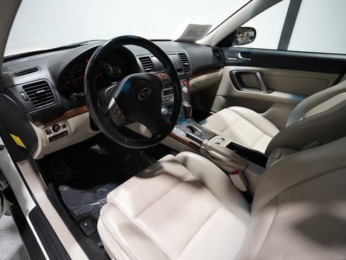 Used 2009 Subaru Outback 2.5i Limited image 21