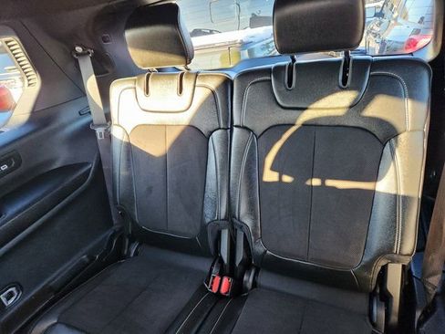 Used 2023 Jeep Grand Cherokee L Laredo image 8