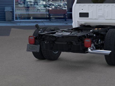 New 2025 Ford F350 XL w/ XL Chrome Package image 21