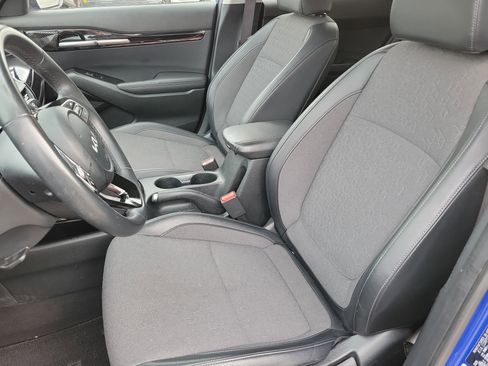 Used 2025 Kia Seltos S image 3