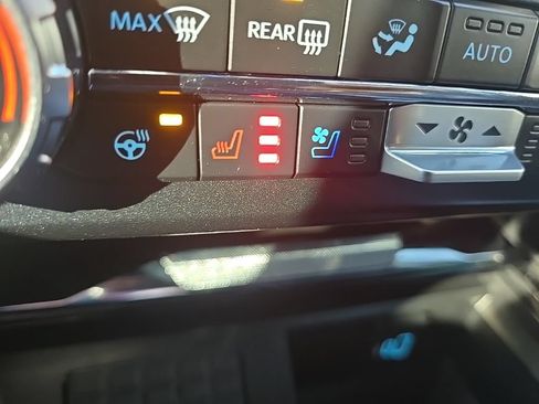 Used 2023 Ford F350 Lariat w/ Sport Appearance Package AWD/4WD image 21