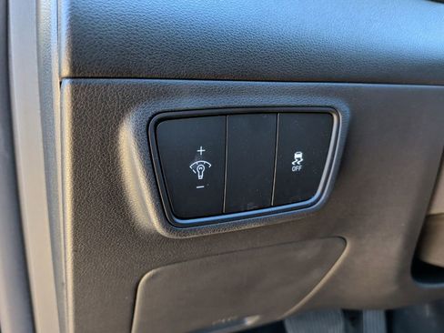 Used 2024 Hyundai Tucson SE image 15