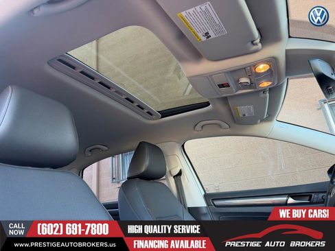 Used 2020 Volkswagen Passat 2.0T R-Line FWD image 22