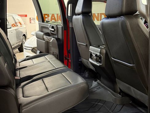 Used 2020 Chevrolet Silverado 2500 LTZ w/ LTZ Convenience Package image 32