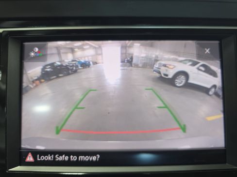 Used 2023 Volkswagen Jetta SE w/ Panoramic Sunroof Package FWD image 22