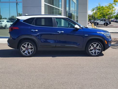 Used 2023 Kia Seltos SX AWD/4WD image 4