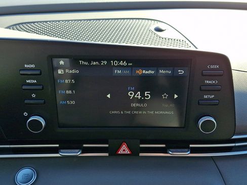 Certified 2025 Hyundai Elantra Sport w/ Cargo Package image 16