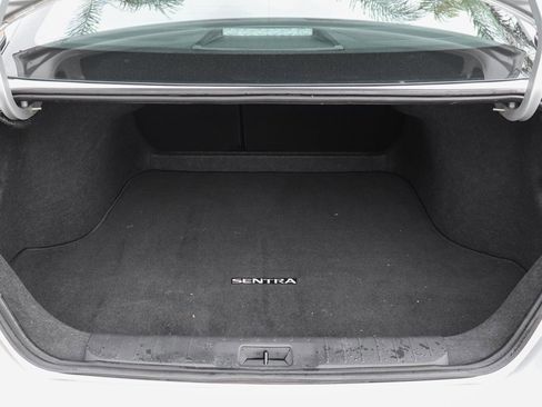 Used 2023 Nissan Sentra S image 8