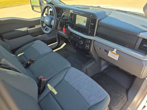Used 2026 Ford F450 XLT w/ FX4 Off-Road Package AWD/4WD image 9