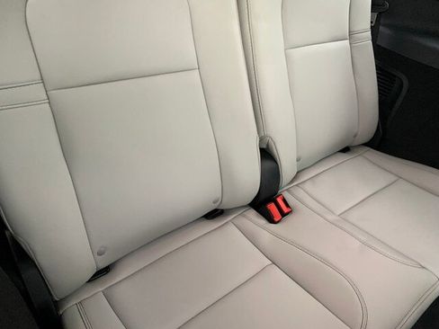 New 2026 Lincoln Aviator AWD image 34