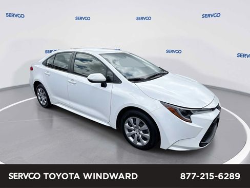 Used 2024 Toyota Corolla LE FWD image 1