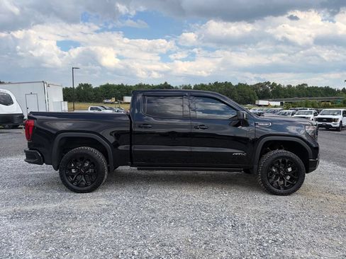 Used 2023 GMC Sierra 1500 AT4 AWD/4WD image 14