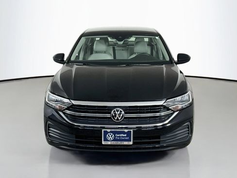 Certified 2023 Volkswagen Jetta SE w/ Panoramic Sunroof Package FWD image 6