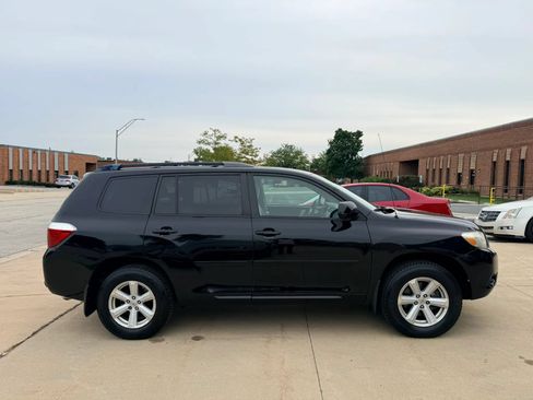 Used 2010 Toyota Highlander 4WD image 1