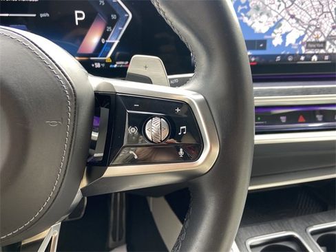 Certified 2023 BMW 760i xDrive w/ Parking Assistance Package image 17