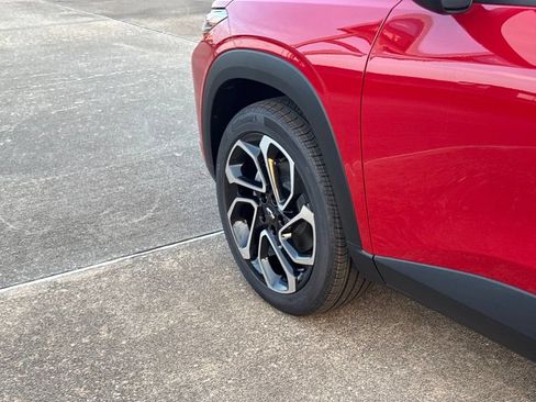 New 2026 Chevrolet Trax RS w/ Driver Confidence Package FWD image 16