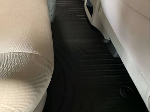 Used 2016 Honda Pilot EX image 25