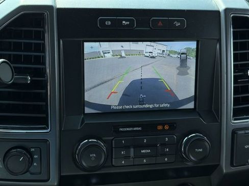Used 2021 Ford F250 XLT w/ XLT Premium Package AWD/4WD image 11