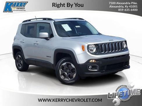 Used 2015 Jeep Renegade Latitude image 1