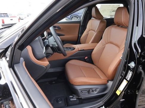 New 2026 Toyota Crown Signia image 9