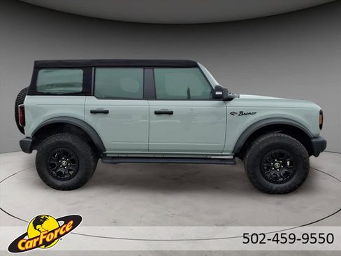Used 2022 Ford Bronco Wildtrak image 10
