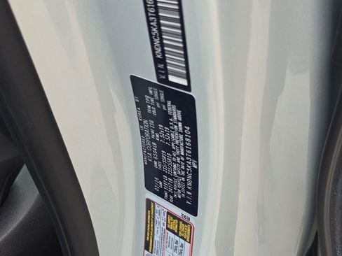 New 2026 Kia Carnival EX FWD image 34