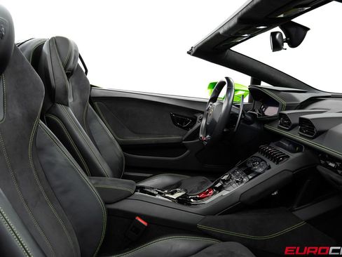 Used 2017 Lamborghini Huracan LP 610-4 image 37