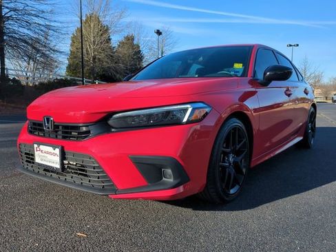 Used 2024 Honda Civic Sport image 8