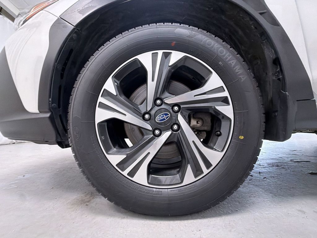 Used 2024 Subaru Crosstrek 2.0i Premium AWD/4WD image 14