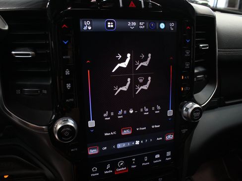 Used 2024 RAM 2500 Laramie w/ Night Edition AWD/4WD image 70