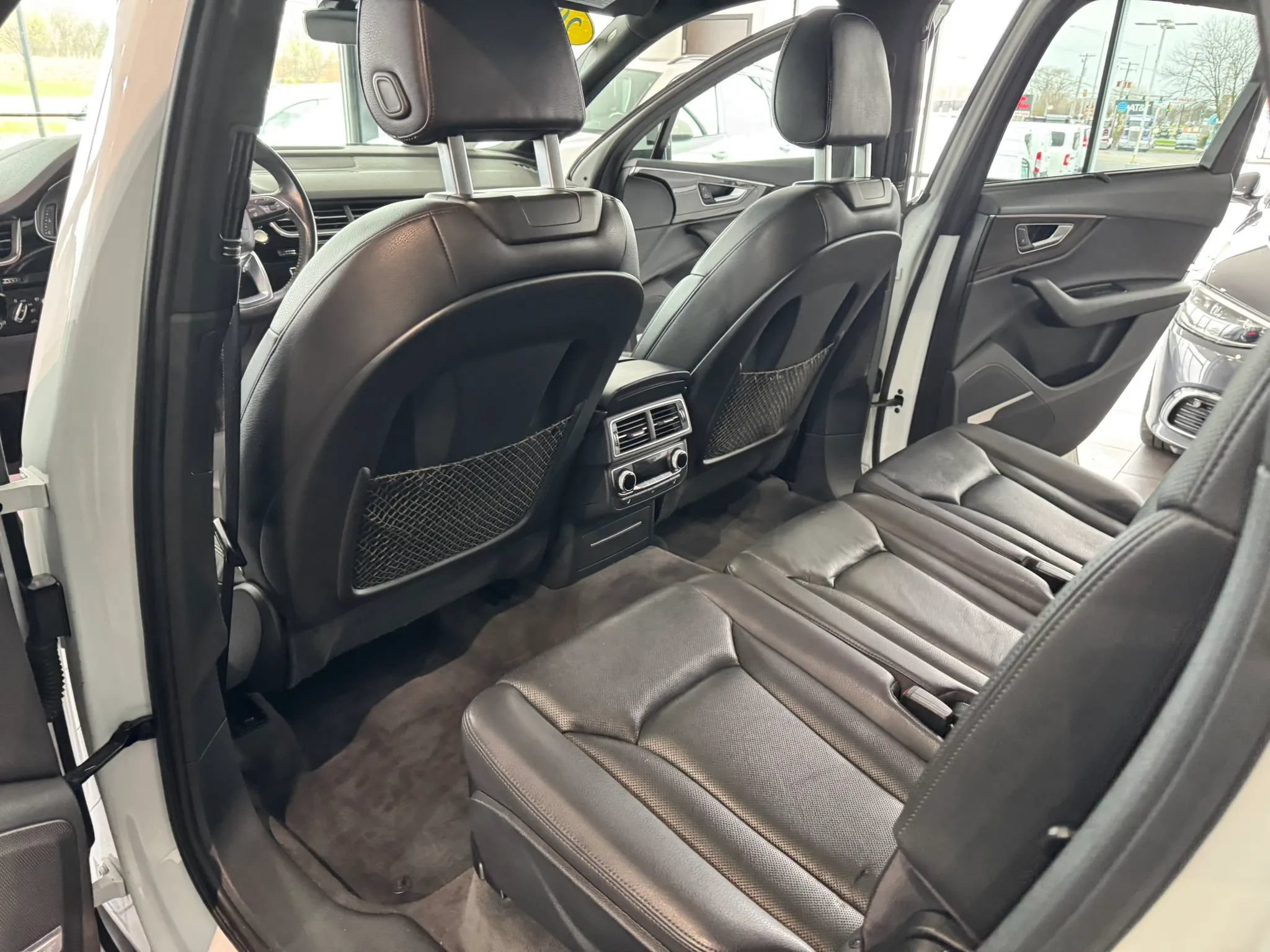 Used 2017 Audi Q7 3.0T Prestige AWD/4WD image 18
