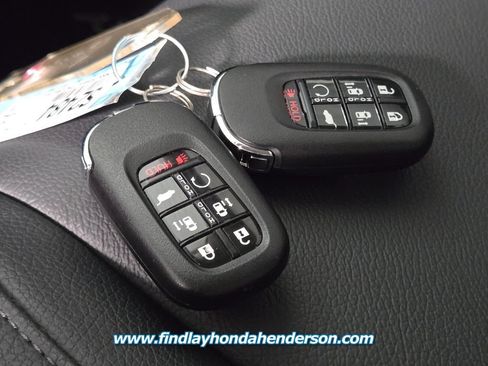 Certified 2026 Honda Odyssey EX-L image 32