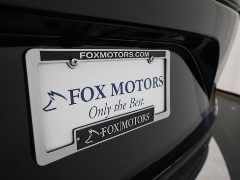 Used 2023 Toyota Sienna XLE FWD image 39