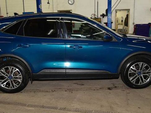 Certified 2020 Ford Escape SEL image 2