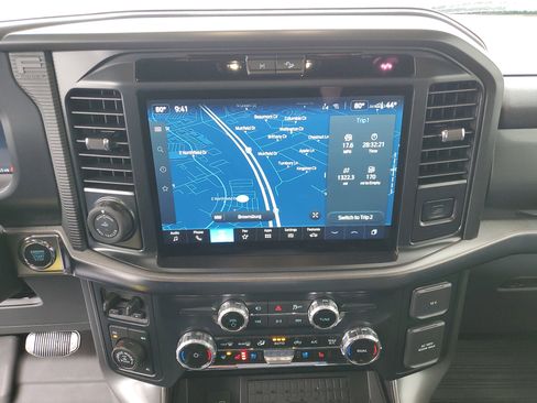 Used 2025 Ford F150 Lariat w/ Equipment Group 502A High image 26