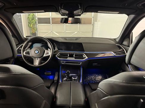 Used 2021 BMW X5 M50i AWD/4WD image 36