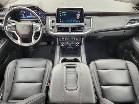 Used 2022 Chevrolet Suburban Z71 w/ Luxury Package image 26