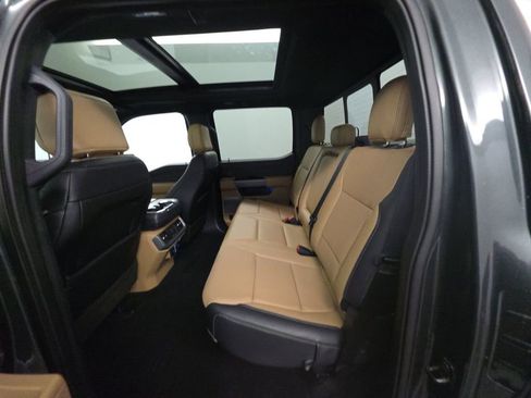 Used 2021 Ford F150 Lariat image 15