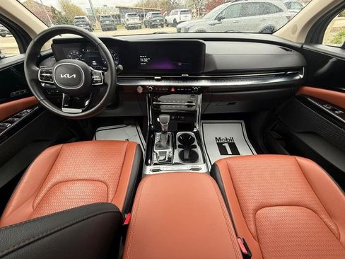 Used 2024 Kia Carnival SX Prestige FWD image 19