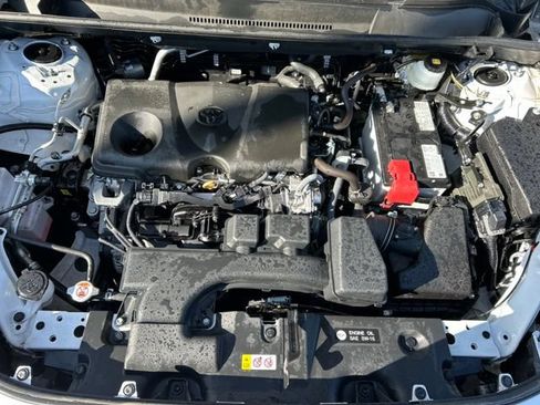 Used 2025 Toyota RAV4 LE AWD/4WD image 31