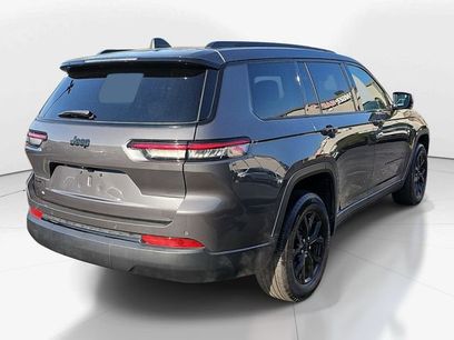 Used 2024 Jeep Grand Cherokee L Laredo