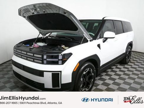 Used 2025 Hyundai Santa Fe SE image 30
