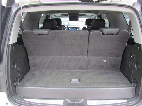 Used 2015 Cadillac Escalade Premium image 14