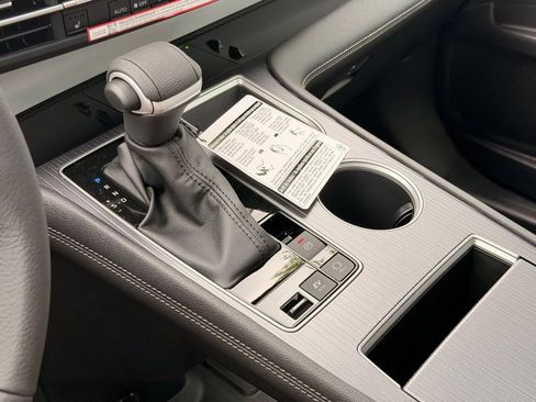 New 2026 Toyota Sienna XLE FWD image 32