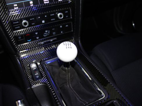 Used 2014 Ford Mustang GT RWD image 18